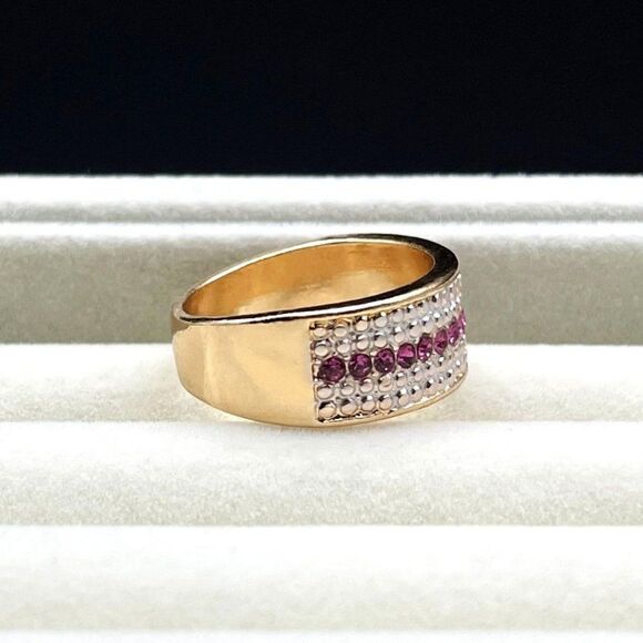 Yellow Gold with Pink Sapphire Crystal Milgrain Band Ring Size 11 - Picture 4 of 9